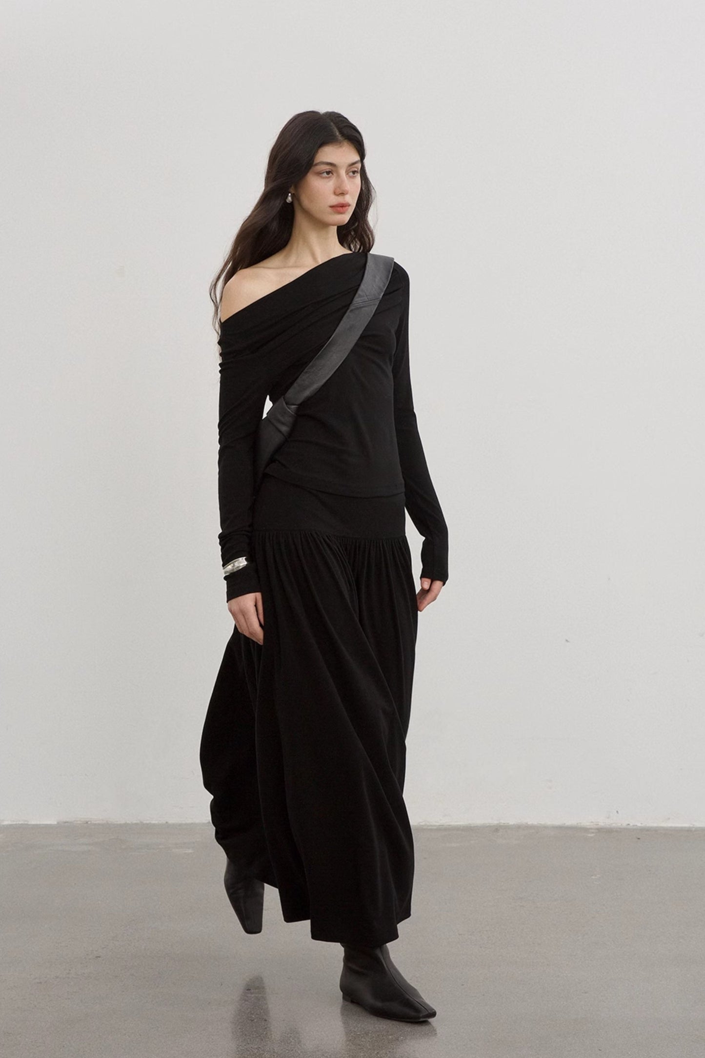 Modern flow dress